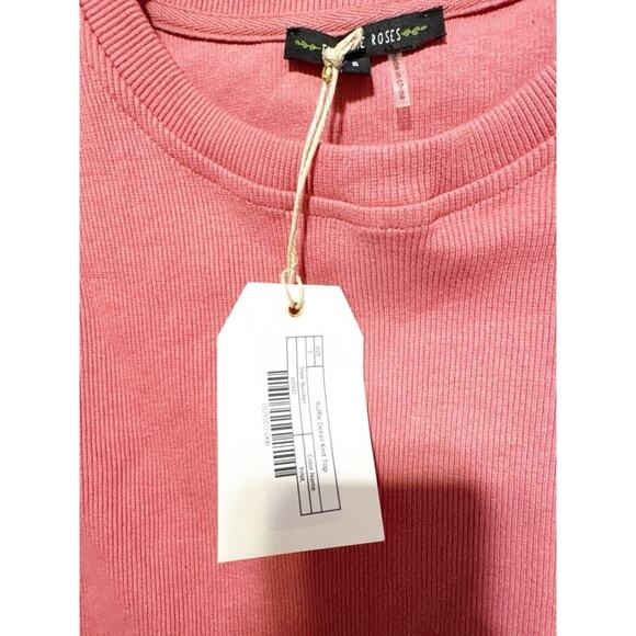 NWT Free the Roses Sold Out Pink Ruffle Knit Top Size Small - Picture 7 of 7